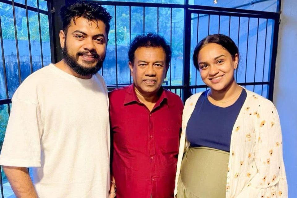 කෛලාෂ් පුතා ඉපදෙන්න කලින් එයාලා පටන් ගත්තු දේ…මාධවී කසුන් කරන්න යන අලුත්ම වැඩේ මෙන්න…