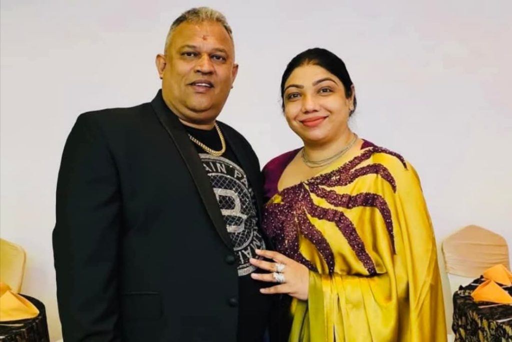 ” අද ඔයාගේ උපන්දිනය. මට කලින් ඔයාට නිවන්සුව පතන්න හීනකින්වත් හිතුවේ නැ..” ක්ලබ් වසන්ත ගැන ඈ තැබූ සංවේදී සටහන මෙන්න.