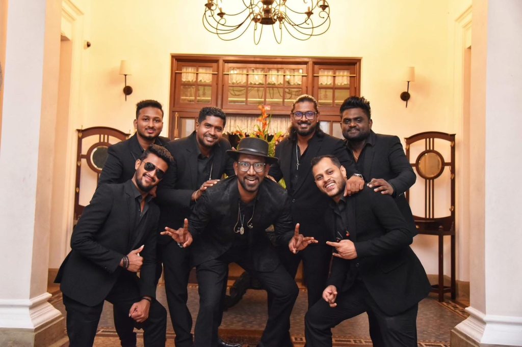 Battle if the Band International තරගාවලියේ අනුශූරතාවය ලක්මවට හිමිකර දුන් අපේ කොල්ලෝ මෙන්න.