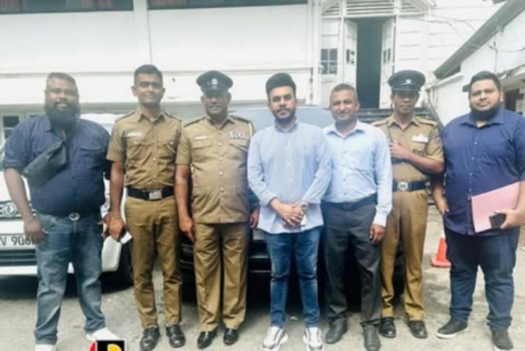 මඩ ගහන පේජ් වලට පාඩම් උගන්නන්න රොෂාන් ප්‍රනාන්දු CID යට…