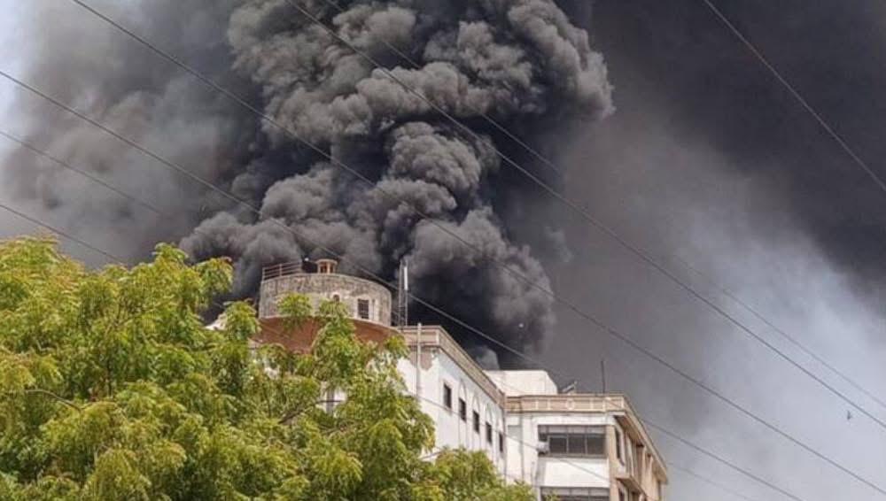 අහමදාබාද් ගුවන් අනතුර: එයාර් ඉන්දියා ගුවන් යානයේ බ්රිතාන්ය ජාතිකයන් 50 ක් – හිටපු මහ ඇමතිනියක් යානයේ.?