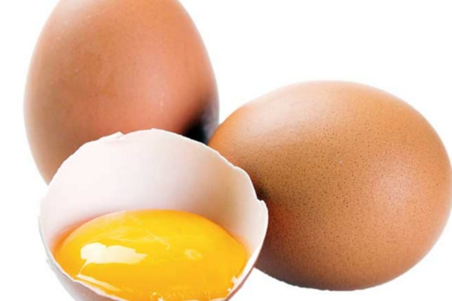 බිත්තරයෙන් ලැබෙන මේ පෝෂණය ගැන දැනගත්තොත් ඔයත් බිත්තර හැමදාම වුනත් ඔබේ ආහාර වේලාට එකතුකර ගනීවී..!