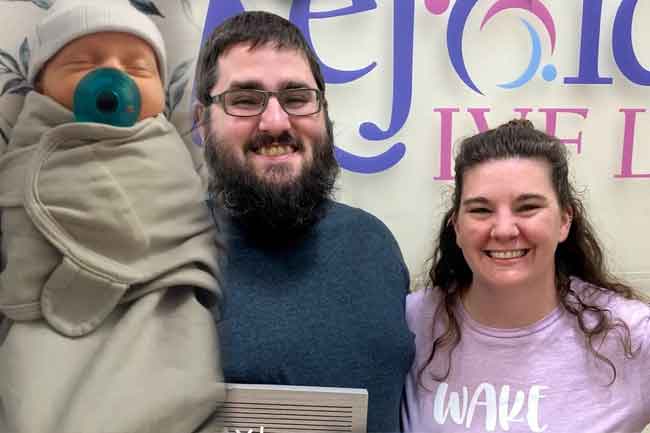 අවුරුදු 30කටත් වැඩිය කලලයක් තුල… ලොව වයස්ගතවම උපන් බිලිදා ගැන ඇසෙන ලොවක් මවිත කල පුවත මෙන්න !