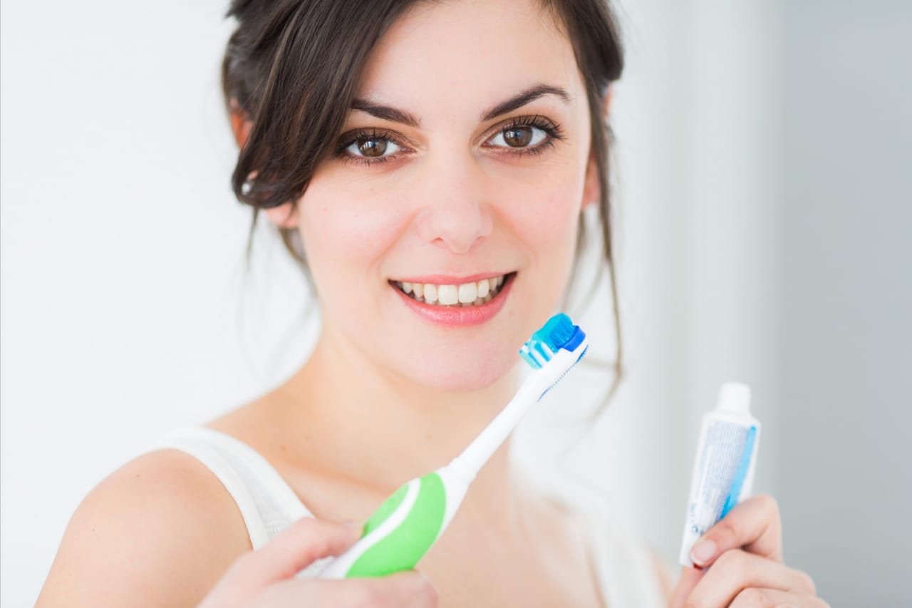 ඔයත් රෑට දත් මදින්නේ නැද්ද ? රෑට දත් මදින්නේ නැත්නම් ජීවන ගමන කෙටි වෙනවා වගේම මේ දරුණු ලෙඩ රෝගත් ඔයාට හැදෙනවා කියලා මීට කලින් දැන සිටියාද ?