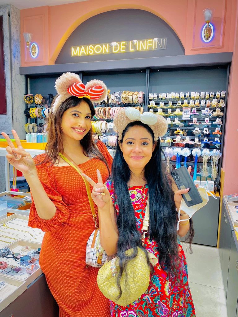‘ඔයාට කවදාවත් වරදින්නේ නැ… කාගෙවත් ඇස්වහක් කටවහක් වදින්න එපා ‘ රටම ආදරේ කරන නිලූෂි පවන්‍යාගේ මේ ආදරණීය සුබපැතුම කාටද ?