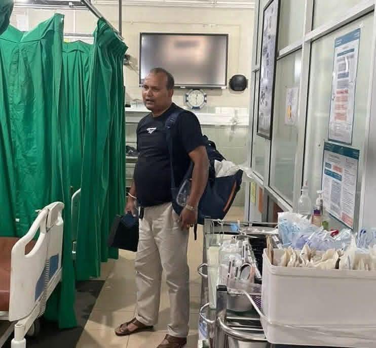 කොන්දේ අමාරු හදවත් රෝග මොහොතකට අමතක කරමින් දිවි පරදුවට තබා මිනිස්සුන් වෙනුවෙන් පිහිටවෙන බදුල්ලේ  වෛද්‍ය පාලිත රාජපක්ෂ ජීවකයාණෝ..!