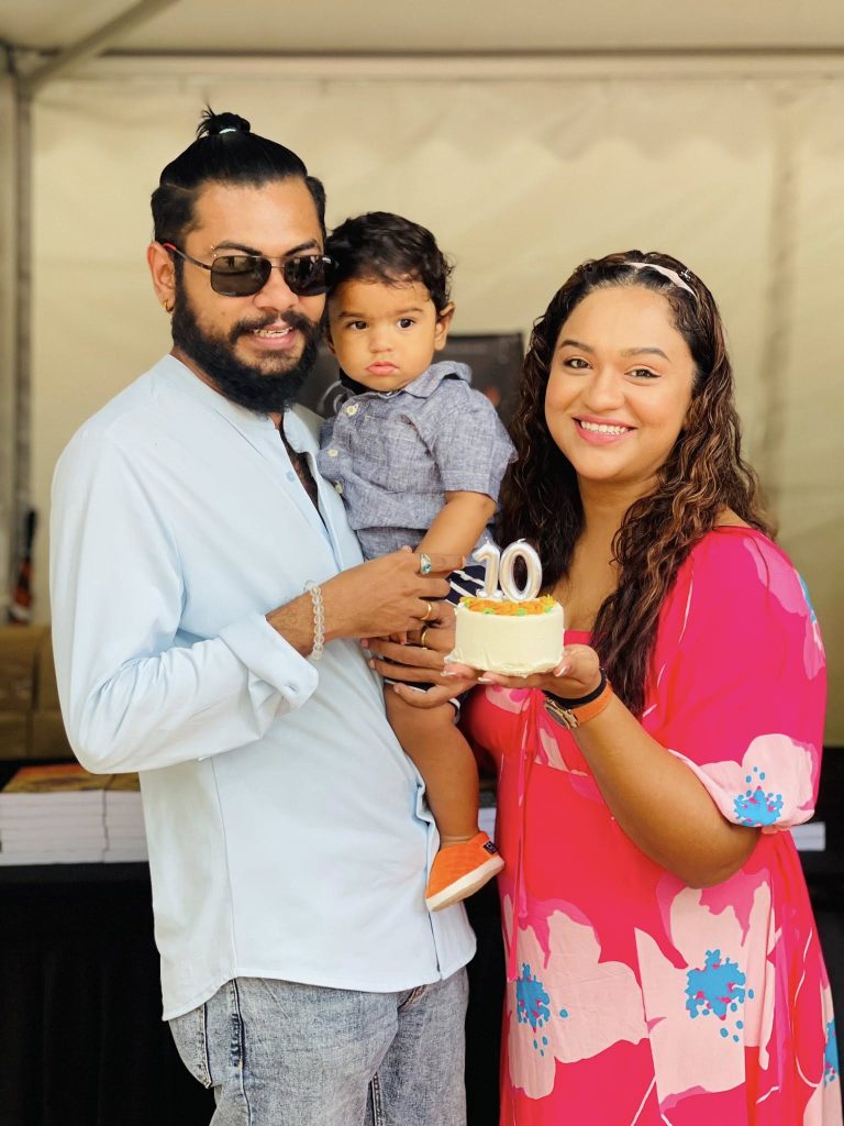 “මයෙ සකුරා මල දැන් මාස දහයක චණ්ඩි බණ්ඩියෙක්” – කසුන් ආදරයෙන් එක්කළ ඒ විශේෂ සටහන මෙන්න…