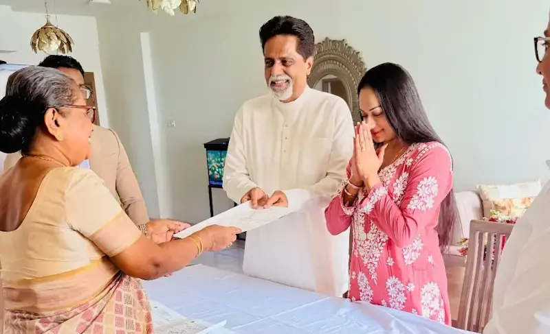 අපි මාස 6කට පෙර නොකියන බැන්දා… – ෆේස්බුක් වෛරල් ගිය කතාව ගැන සනත් – ජානකී කී කතාව…