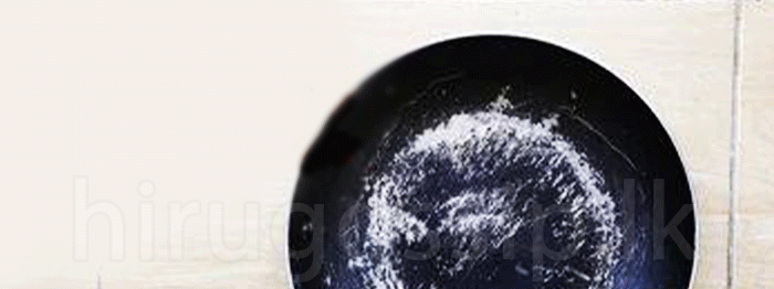 කුස්සියේ තියන non-stick pan එකේ එක් සීරීමක් ඔබට මේ තරම් හානියක් කරනවා කියලා නිකමටවත් හිතුවාද..?