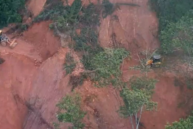 ආපදා මරණ 334ක් – අතුරුදන් 370ක් – වැඩිම මරණ මහනුවරින්.