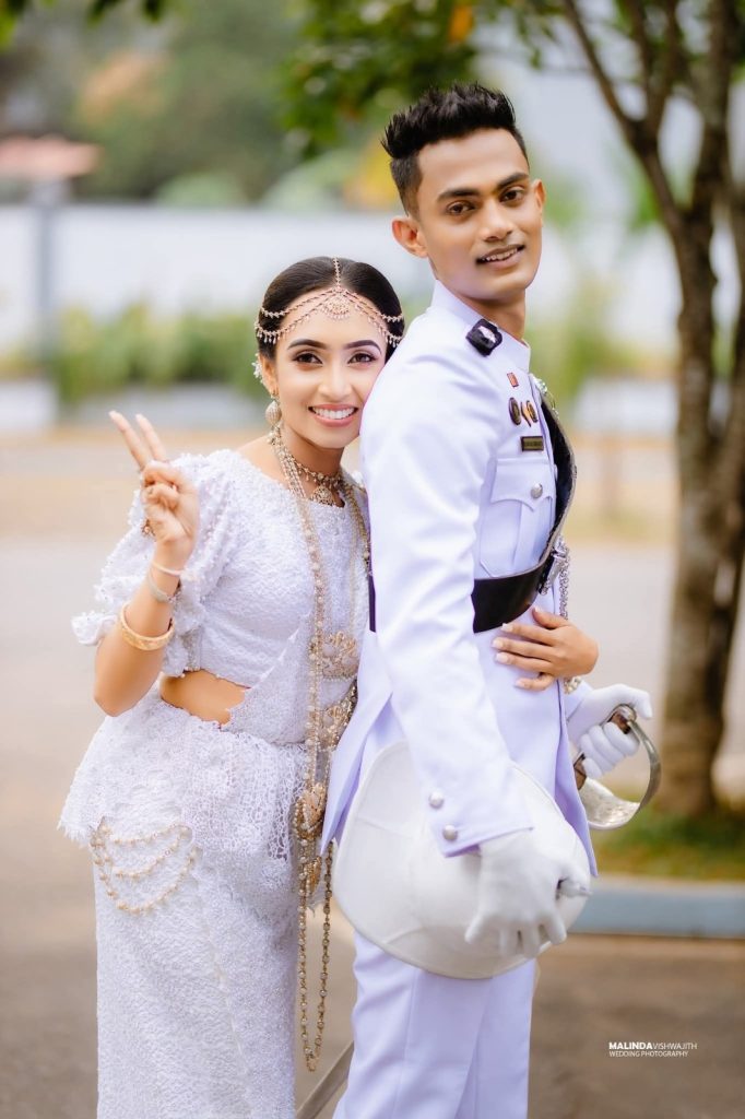 සියල්ලන් හඬවා නික්ම ගිය පුංචි පවුලක් ගැන ඇසෙන හද කම්පා කළ ඒ කතාව මෙන්න…