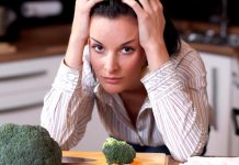 මානසික ආතතියට සහනය දෙන කෑම ගැන ඔබ දන්නවාද?