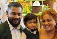 “ඇලේ දොලේ ගහේ වැලේ මල් එනවා.. මගේ පුතේ නුඹ ඇවිදින් හිනැහෙනවා..” කාගේත් හුරතලේ පුංචි කෛලාෂ්ගේ පළමු උපන්දින සාදයේ අපූරුව මෙන්න..