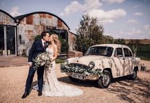 බිරිද යහනට..සරම අහකට..මගුල් කාර් එකේ වීදුරුවේ ලියන්න සුපිරි වැකි 40ක් මෙන්න..