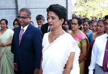 ශ්රී ලංකාවේ පළමු කාන්තා විගණකාධිපතිනිය ලෙස සමුදිකා ජයරත්න මහත්මිය වැඩ භාර ගනී…
